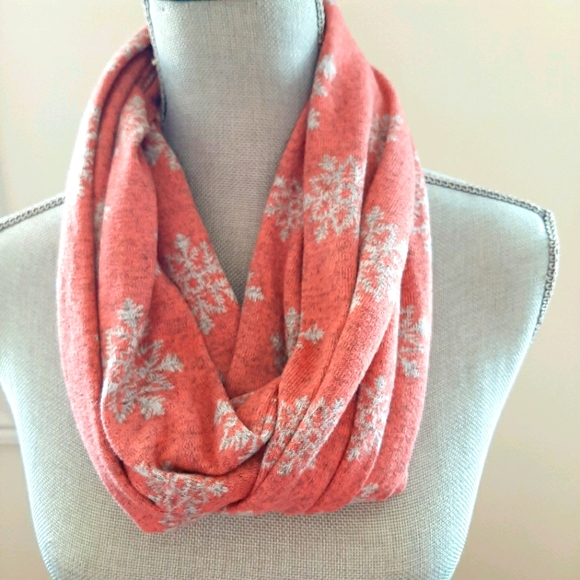 Infinity Scarf - Picture 2 of 2